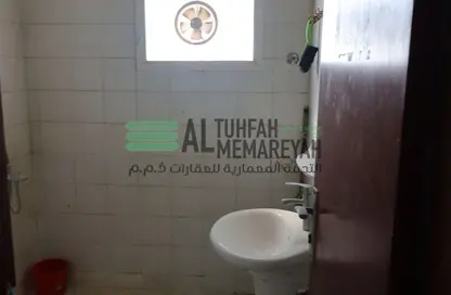 شقة - 2 غرف نوم - 1 حمام للايجار في المنطقة الصناعية رقم 4 - المنطقة الصناعية بالشارقة - الشارقة