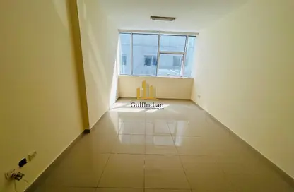 شقة - غرفة نوم - 1 حمام للايجار في تايجر القادسية - النهدة - الشارقة