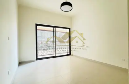 Apartment - 1 Bedroom - 2 Bathrooms for rent in Al Souk Al Kabeer - Bur Dubai - Dubai