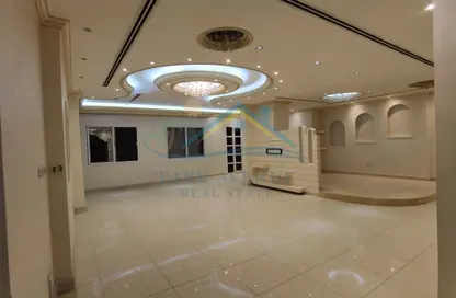 فيلا - 7 غرف نوم للايجار في مركز محمد بن زايد - مدينة محمد بن زايد - أبوظبي