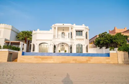 Villa - 4 Bedrooms - 6 Bathrooms for rent in Garden Homes Frond P - Garden Homes - Palm Jumeirah - Dubai