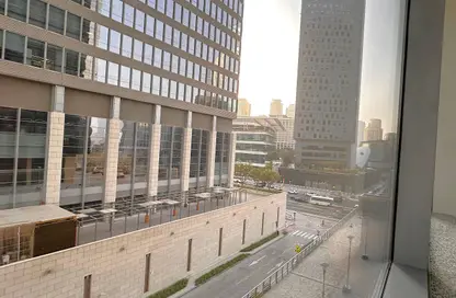 شقة - 2 غرف نوم - 3 حمامات للايجار في سكاي جاردنز - مركز دبي المالي العالمي - دبي