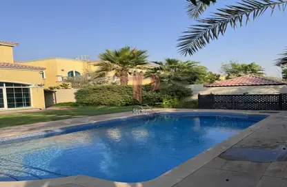 Villa - 4 Bedrooms - 5 Bathrooms for rent in Regional - Jumeirah Park - Dubai