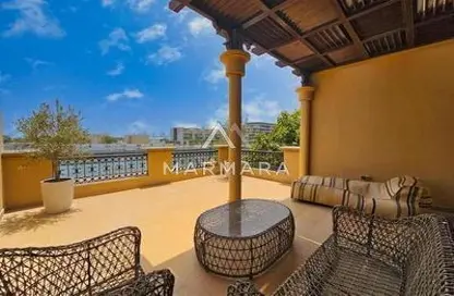 Villa - 4 Bedrooms - 5 Bathrooms for rent in Jumeirah 2 Villas - Jumeirah 2 - Jumeirah - Dubai