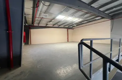 Warehouse - Studio - 1 Bathroom for rent in Al Sajaa Industrial - Al Sajaa - Sharjah