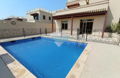فيلا - 5 غرف نوم - 6 حمامات للايجار في حدائق الجولف - مدينة خليفة - أبوظبي