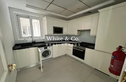 Apartment - 1 Bedroom - 2 Bathrooms for rent in Vincitore Palacio - Arjan - Dubai