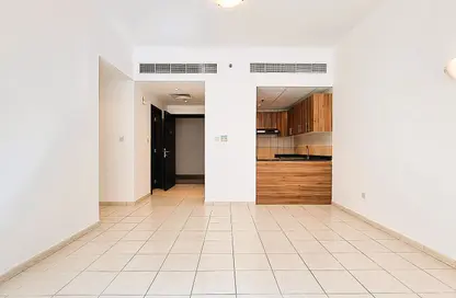 Apartment - 3 Bedrooms - 3 Bathrooms for rent in Umm Hurair 1 - Umm Hurair - Dubai