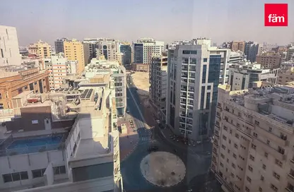 شقة - غرفة نوم - 2 حمامات للايجار في برج المراد - البرشاء 1 - البرشاء - دبي