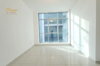Apartment - 2 Bedrooms - 2 Bathrooms for rent in Al Khan Corniche - Al Khan - Sharjah