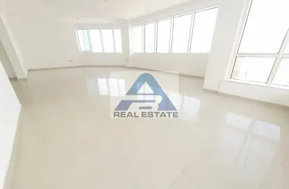 Apartment - 3 Bedrooms - 3 Bathrooms for rent in Al Khalidiya - Abu Dhabi