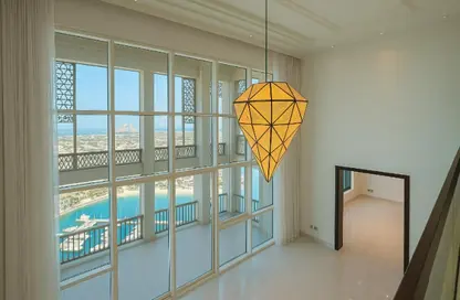 Penthouse - 4 Bedrooms - 5 Bathrooms for sale in Marina Residences 5 - Marina Residences - Palm Jumeirah - Dubai