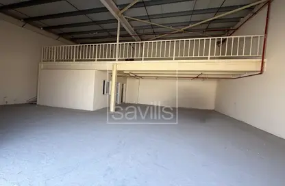 Warehouse - Studio for rent in Al Sajaa S - Al Sajaa - Sharjah