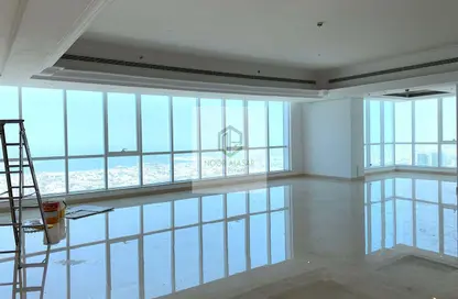 Empty Room image for: Penthouse - 3 Bedrooms - 4 Bathrooms for rent in Manazel Al Safa - Business Bay - Dubai, Image 1