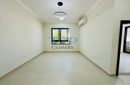 شقة - 2 غرف نوم - 2 حمامات للايجار في الرويكة - المويجي - العين