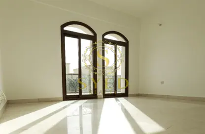 Villa - 6 Bedrooms - 7 Bathrooms for rent in Binal Jesrain - Between Two Bridges - Abu Dhabi