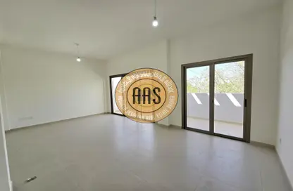 Apartment - 2 Bedrooms - 2 Bathrooms for rent in The Gardens Buildings - The Gardens - Dubai