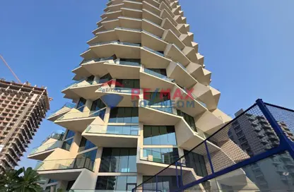Apartment - 1 Bedroom - 2 Bathrooms for rent in Binghatti Royale - Jumeirah Village Circle - Dubai