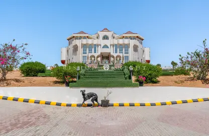 Villa - 7+ Bedrooms - 7+ Bathrooms for sale in Al Dhait - Ras Al Khaimah