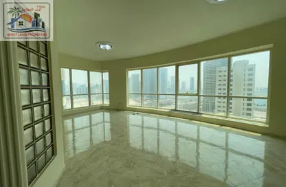 Apartment - 3 Bedrooms - 4 Bathrooms for rent in Al Majaz 3 - Al Majaz - Sharjah