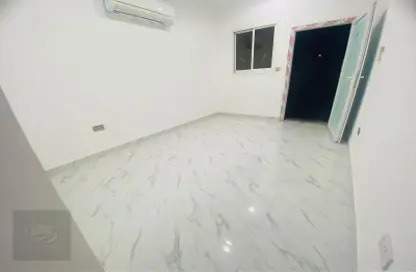 شقة - 1 حمام للايجار في مدينة الرياض - أبوظبي