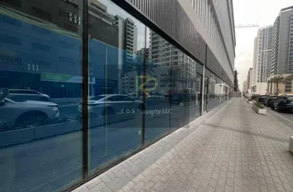 Retail - Studio - 1 Bathroom for rent in Binghatti Phantom - District 17 - Jumeirah Village Circle - Dubai