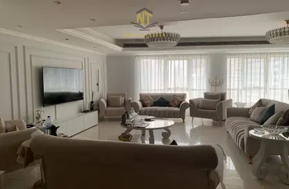 Apartment - 4 Bedrooms - 5 Bathrooms for sale in Al Majaz 3 - Al Majaz - Sharjah