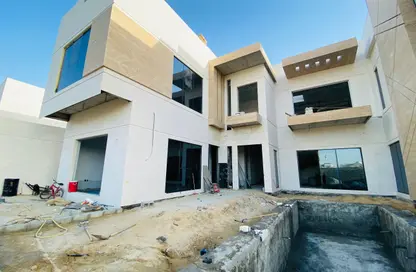 Villa - 4 Bedrooms - 7 Bathrooms for sale in Hoshi - Al Badie - Sharjah