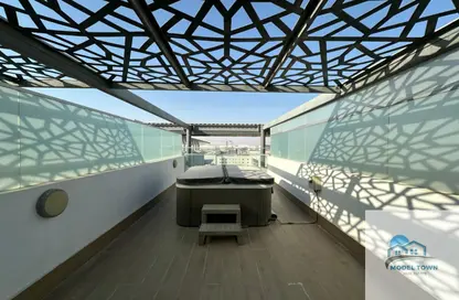 Apartment - 2 Bedrooms - 3 Bathrooms for rent in Oasis 1 - Oasis Residences - Masdar City - Abu Dhabi