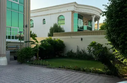 فيلا - 4 غرف نوم - 6 حمامات للايجار في شرقان - الحيرة - الشارقة