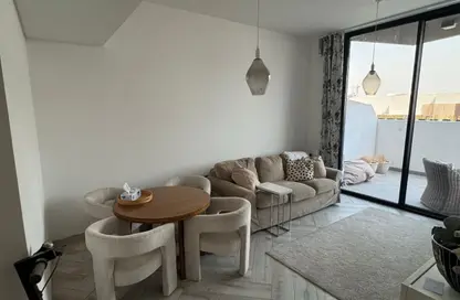 Apartment - 2 Bedrooms - 3 Bathrooms for rent in Empire Residence - Jumeirah Village Circle - Dubai