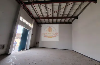 مستودع - استوديو - 1 حمام للايجار في الصجعة الصناعية - الصجعة - الشارقة
