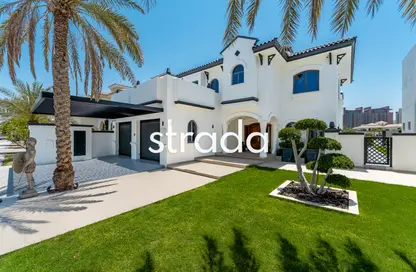 Villa - 5 Bedrooms - 6 Bathrooms for rent in Garden Homes Frond B - Garden Homes - Palm Jumeirah - Dubai