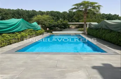 فيلا - 2 غرف نوم - 2 حمامات للبيع في منطقة 16 - قرية الجميرا سركل - دبي