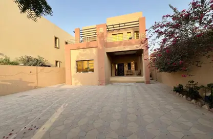 فيلا - 5 غرف نوم - 7 حمامات للبيع في 3 المويهات - المويهات - عجمان