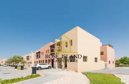 Townhouse - 3 Bedrooms - 4 Bathrooms for sale in Hydra Village - Abu Dhabi