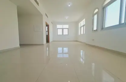 Apartment - 3 Bedrooms - 3 Bathrooms for rent in Muroor Area - Abu Dhabi