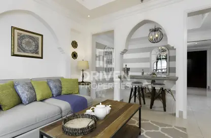 شقة - غرفة نوم - 2 حمامات للايجار في العطارين - جزيرة المدينة القديمة - دبي وسط المدينة - دبي