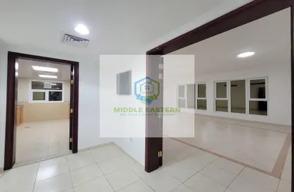 Apartment - 3 Bedrooms - 3 Bathrooms for rent in Khalifa Bin Shakhbout Street - Al Manaseer - Abu Dhabi
