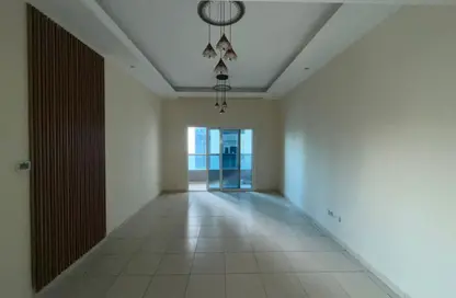 شقة - غرفة نوم - 2 حمامات للبيع في برج النخلة 1 - أبراج النخلة - المجاز - الشارقة