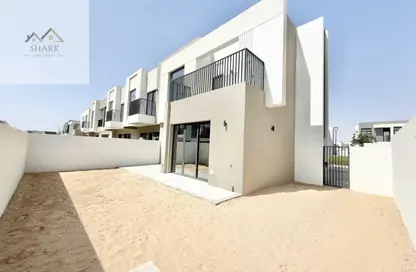 Villa - 4 Bedrooms - 5 Bathrooms for rent in Greenviews 2 - EMAAR South - Dubai South (Dubai World Central) - Dubai