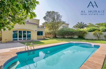Villa - 4 Bedrooms - 5 Bathrooms for sale in Jumeirah Park Homes - Jumeirah Park - Dubai