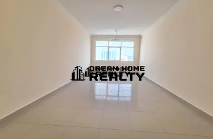 Apartment - 3 Bedrooms - 3 Bathrooms for rent in Rose Tower - Al Khan - Sharjah