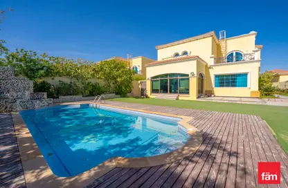 Villa - 5 Bedrooms - 7 Bathrooms for rent in Legacy Large - Legacy - Jumeirah Park - Dubai