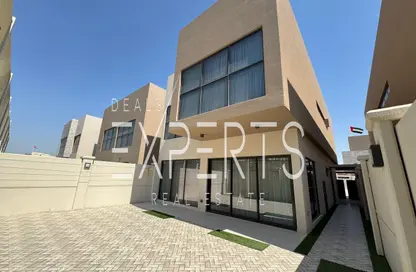 Townhouse - 4 Bedrooms - 5 Bathrooms for sale in Aldhay at Bloom Gardens - Bloom Gardens - Al Salam Street - Abu Dhabi