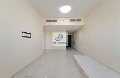 شقة - 2 غرف نوم - 2 حمامات للايجار في مجمع النهدة السكني - النهدة - الشارقة