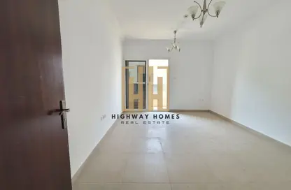 Apartment - 2 Bedrooms - 2 Bathrooms for rent in Muwailih Building - Muwaileh - Sharjah