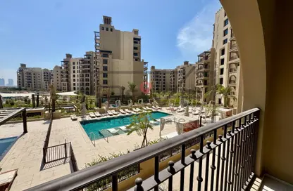 Apartment - 1 Bedroom - 1 Bathroom for sale in Lamaa - Madinat Jumeirah Living - Umm Suqeim - Dubai
