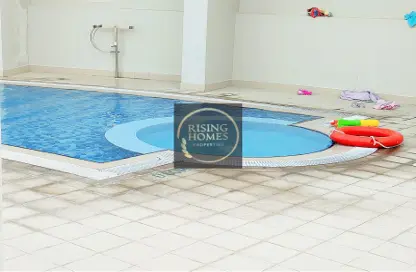 صورة لـ حوض سباحة شقة - 3 غرف نوم - 4 حمامات للايجار في برج صروح - دانة بو ظبي - أبوظبي ، صورة رقم 1