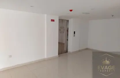Co-working space - Studio - 2 Bathrooms for rent in Al Jurf 3 - Al Jurf - Ajman Downtown - Ajman